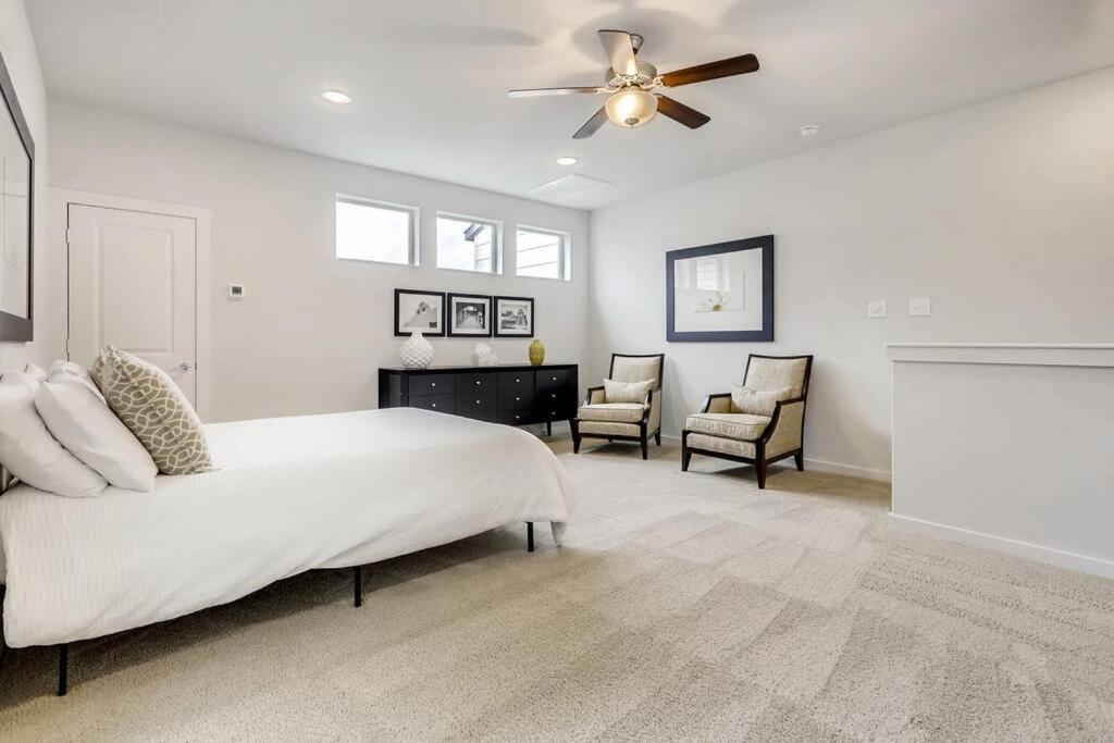 Gorgeous 4 Bed Home On St Mary'S - Minutes To Riverwalk/Pearl San Antonio Exterior photo